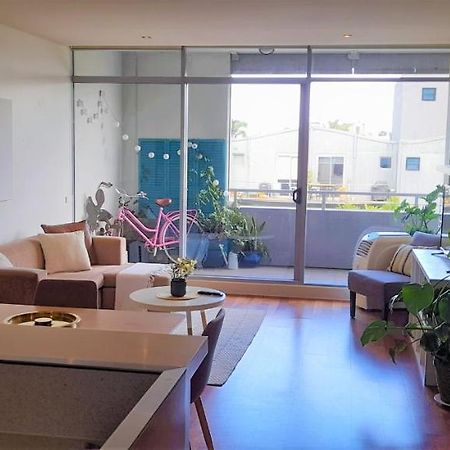Beautiful Apartment 100Mts Near The Beach In Port Melbourne Kültér fotó