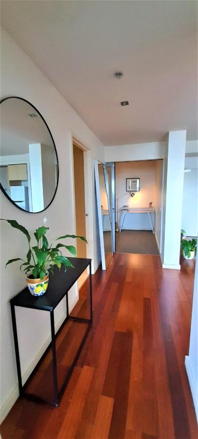 Beautiful Apartment 100Mts Near The Beach In Port Melbourne Kültér fotó