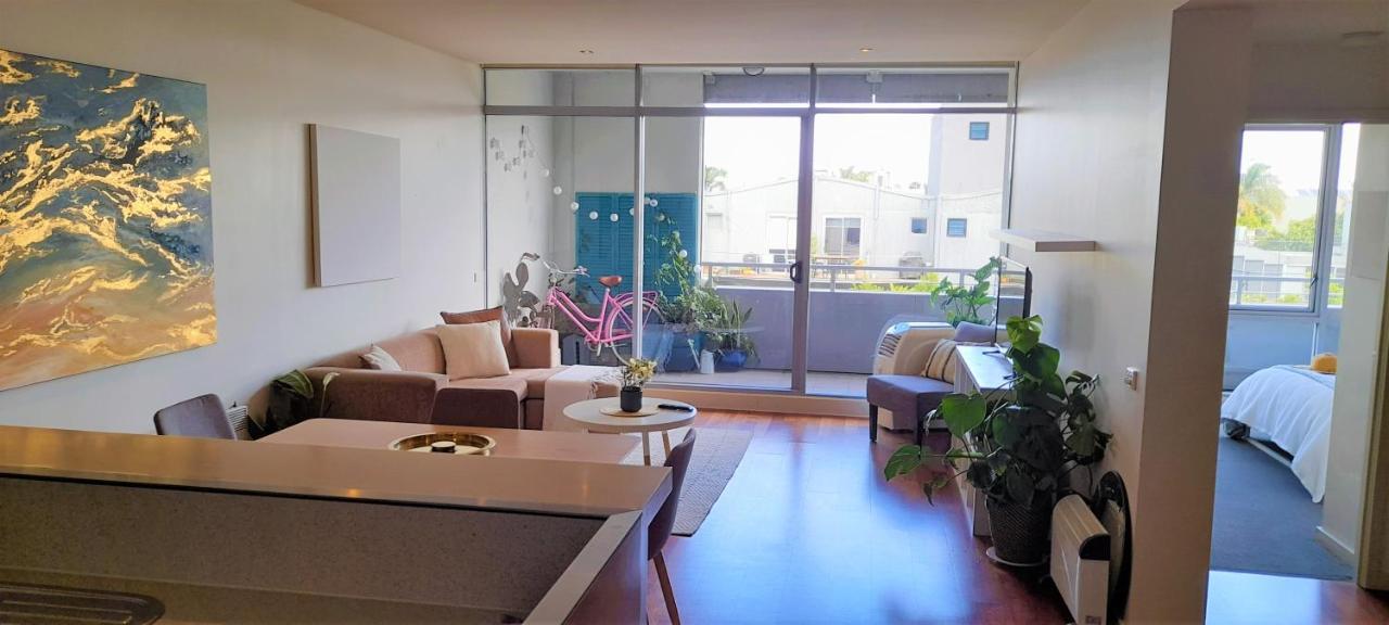 Beautiful Apartment 100Mts Near The Beach In Port Melbourne Kültér fotó
